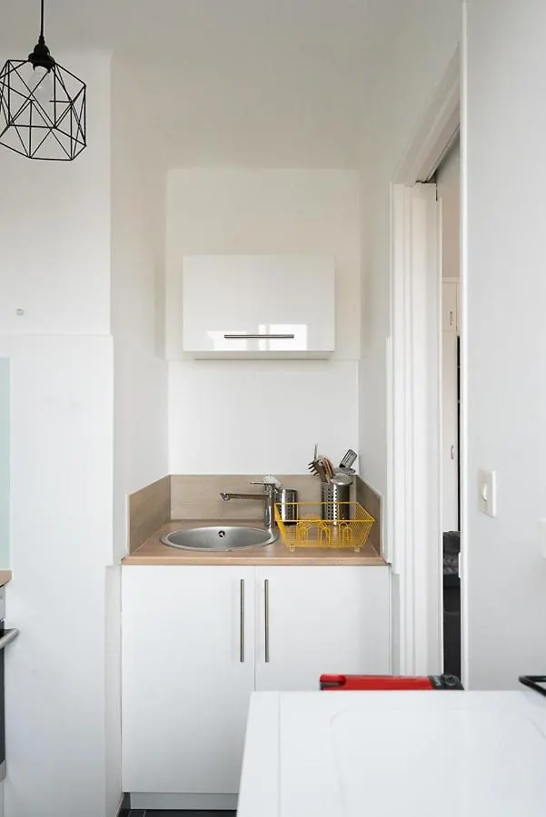 アパート Studio Cocooning 2 Etoiles I Wifi I Clim I Plage 7Min A Pied Fréjus
