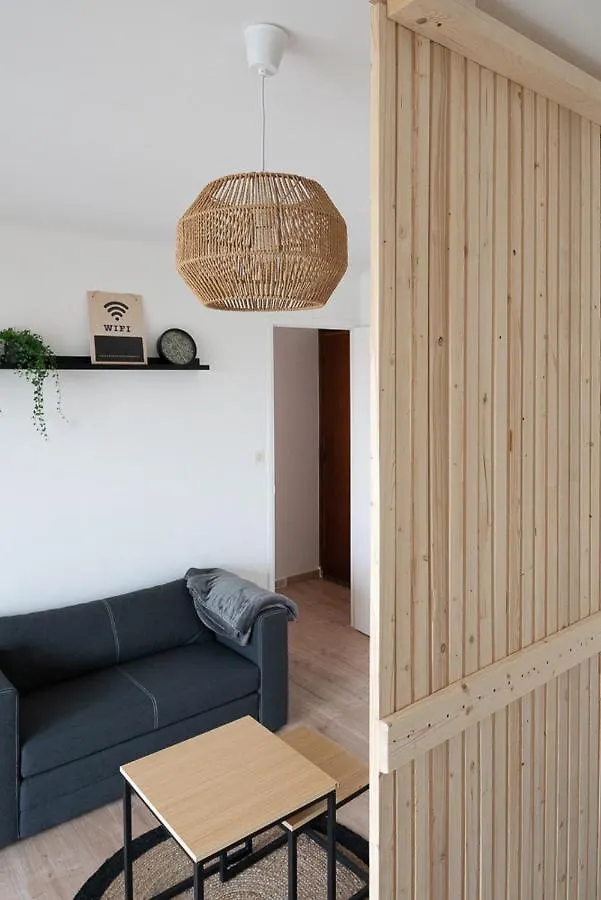 アパート Studio Cocooning 2 Etoiles I Wifi I Clim I Plage 7Min A Pied Fréjus