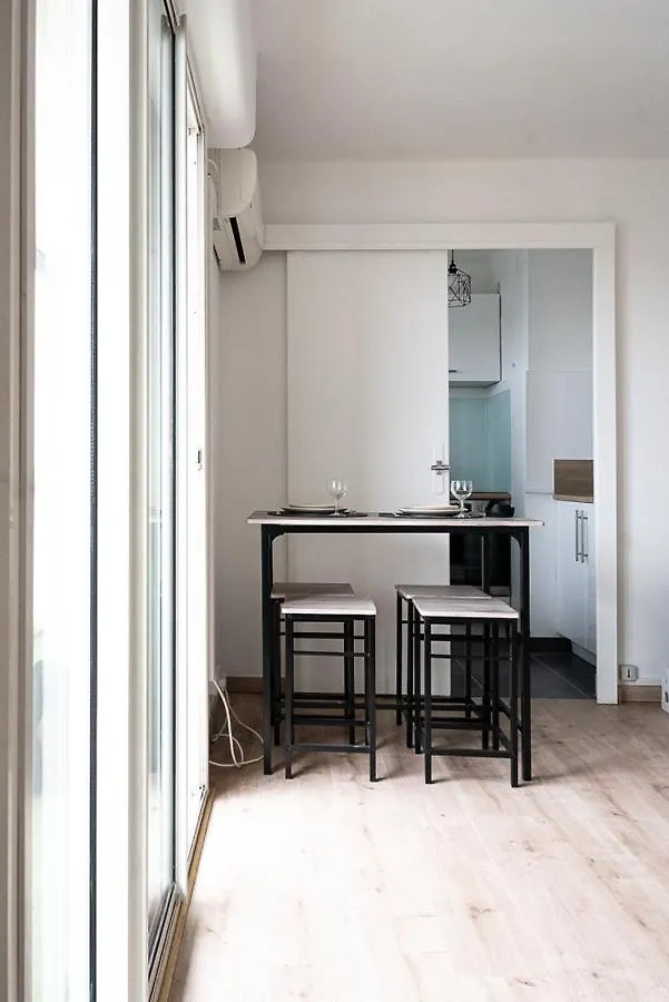 Studio Cocooning 2 Etoiles I Wifi I Clim I Plage 7Min A Pied Fréjus